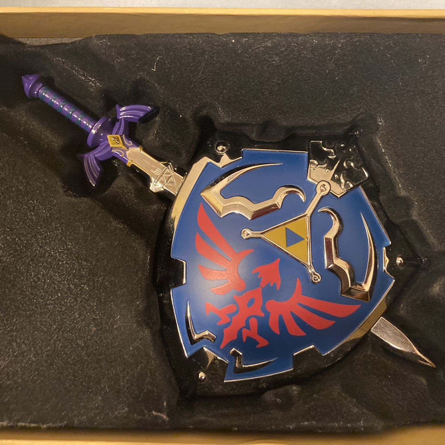 The Legend of Zelda Twilight Princess Master Sword and Hylian Shield  replicas for Sale in San Clemente, CA - OfferUp