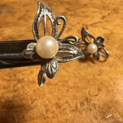 Sterling Silver & freshwater Pearl Butterfly Earrings