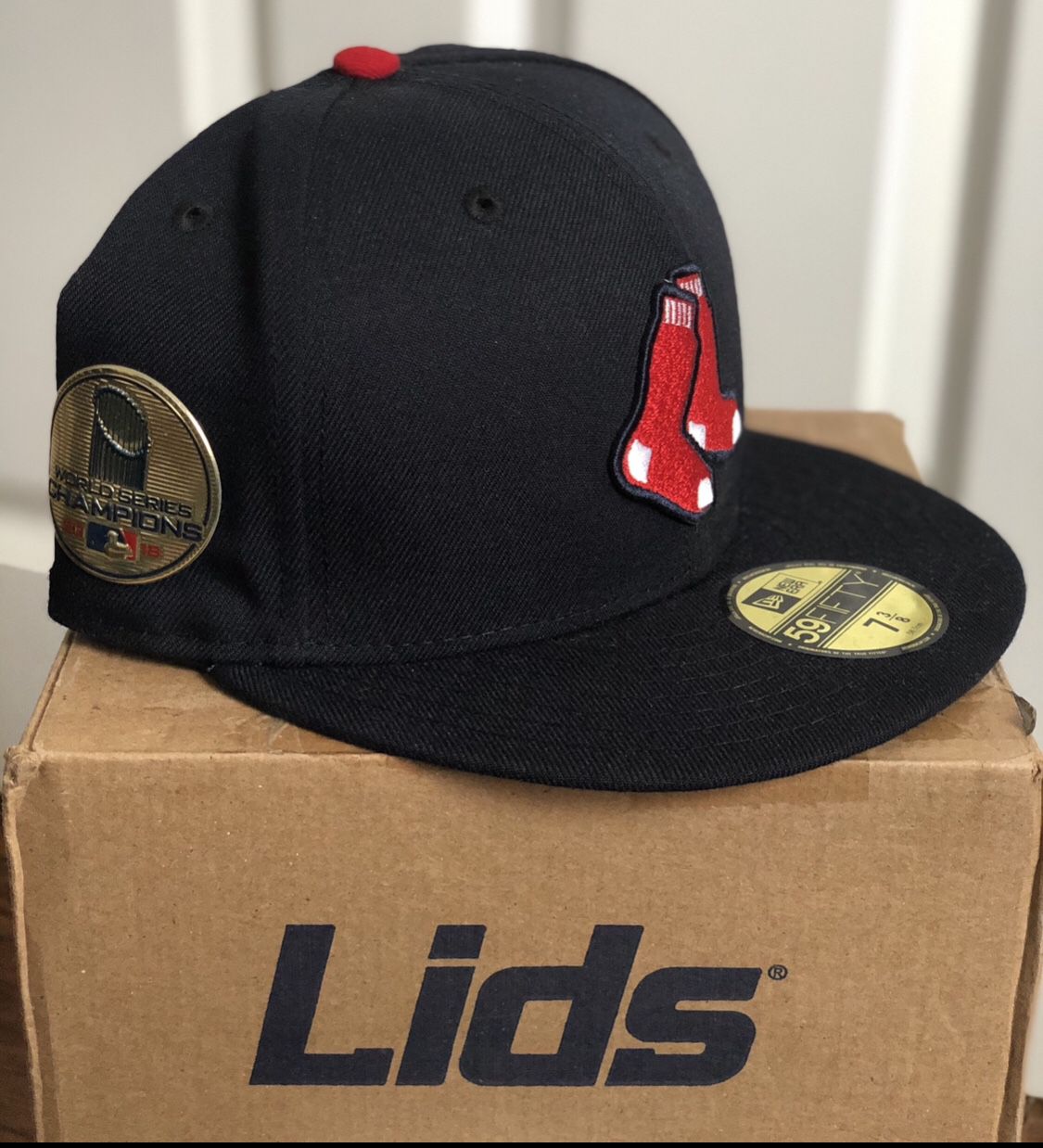 Boston Red Sox Limited Rare Fitted World Series Champions 2K18  🚨Read Description🚨