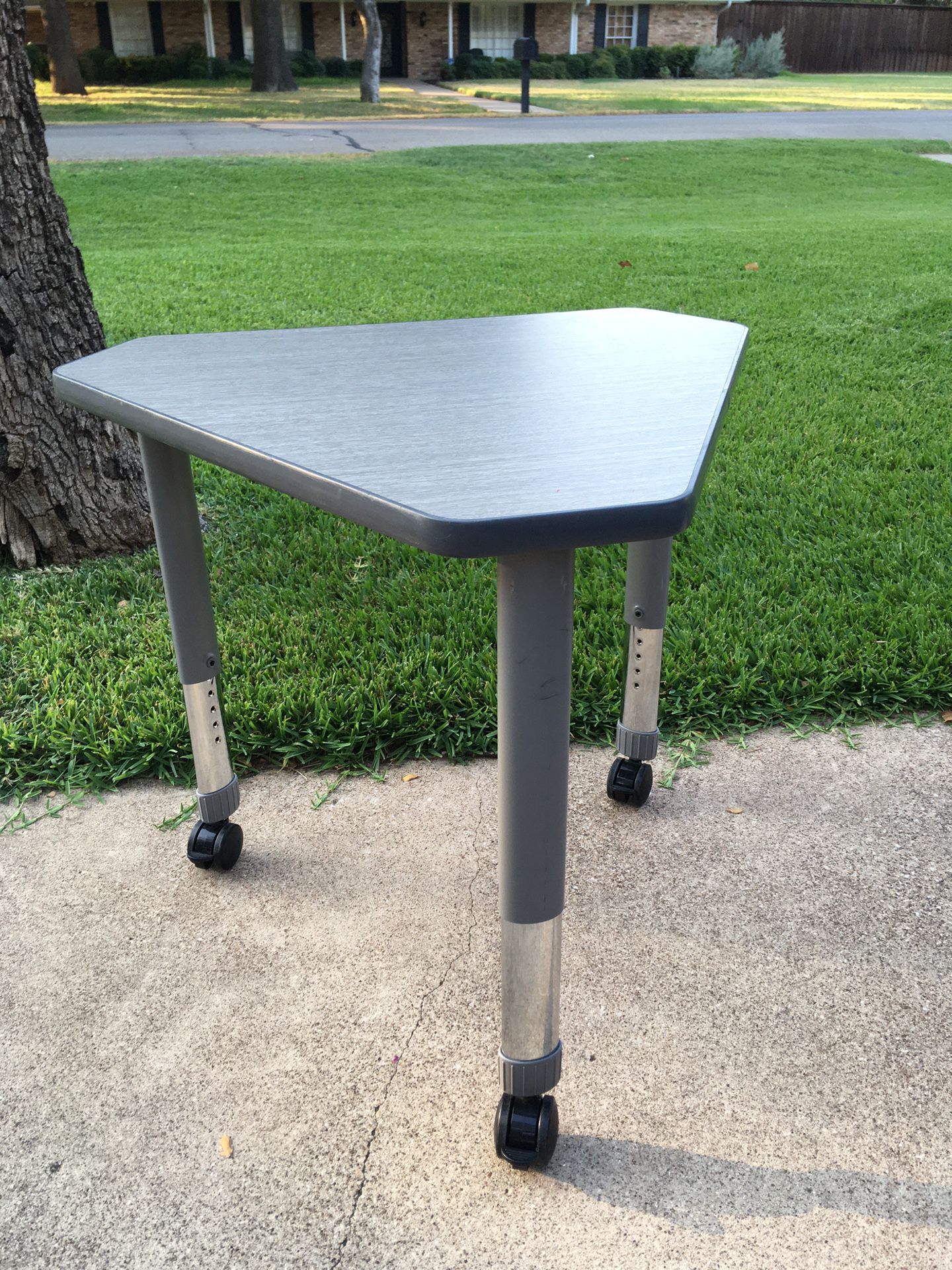 Triangular Rolling Desk Table Standing Office Work School Home Furniture Adjustable Height Standing