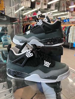 Air Jordan 4 Retro Fear
