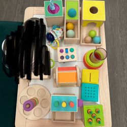 Lovevery Montessori Toys 