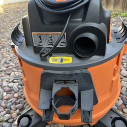 Rigid Shop Vac - Dry And Wet 