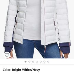 Tommy Hilfiger Woman’s Packable Hooded  Puffer Jacket 