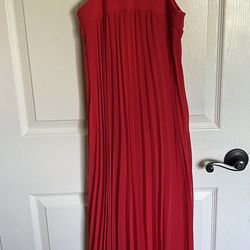 Dress: Full Length Red Dress