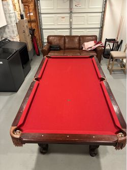 8’ pool table