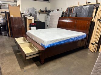 King bed $399