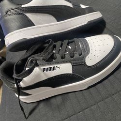 Like New - puma Shoes