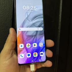 motorola razr 2024 256gb  Cricket Carrier 