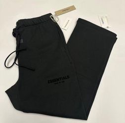 🔥 FEAR OF GOD ESSENTIALS SWEATPANTS – BLACK (STRETCH LIMO) – SIZE SMALL (NEW)