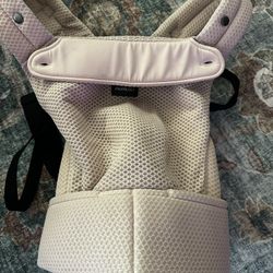 Momcozy Breathable Mesh Baby Carrier – Ergonomic Pink – Like New (7-44lbs | 3-24mo)