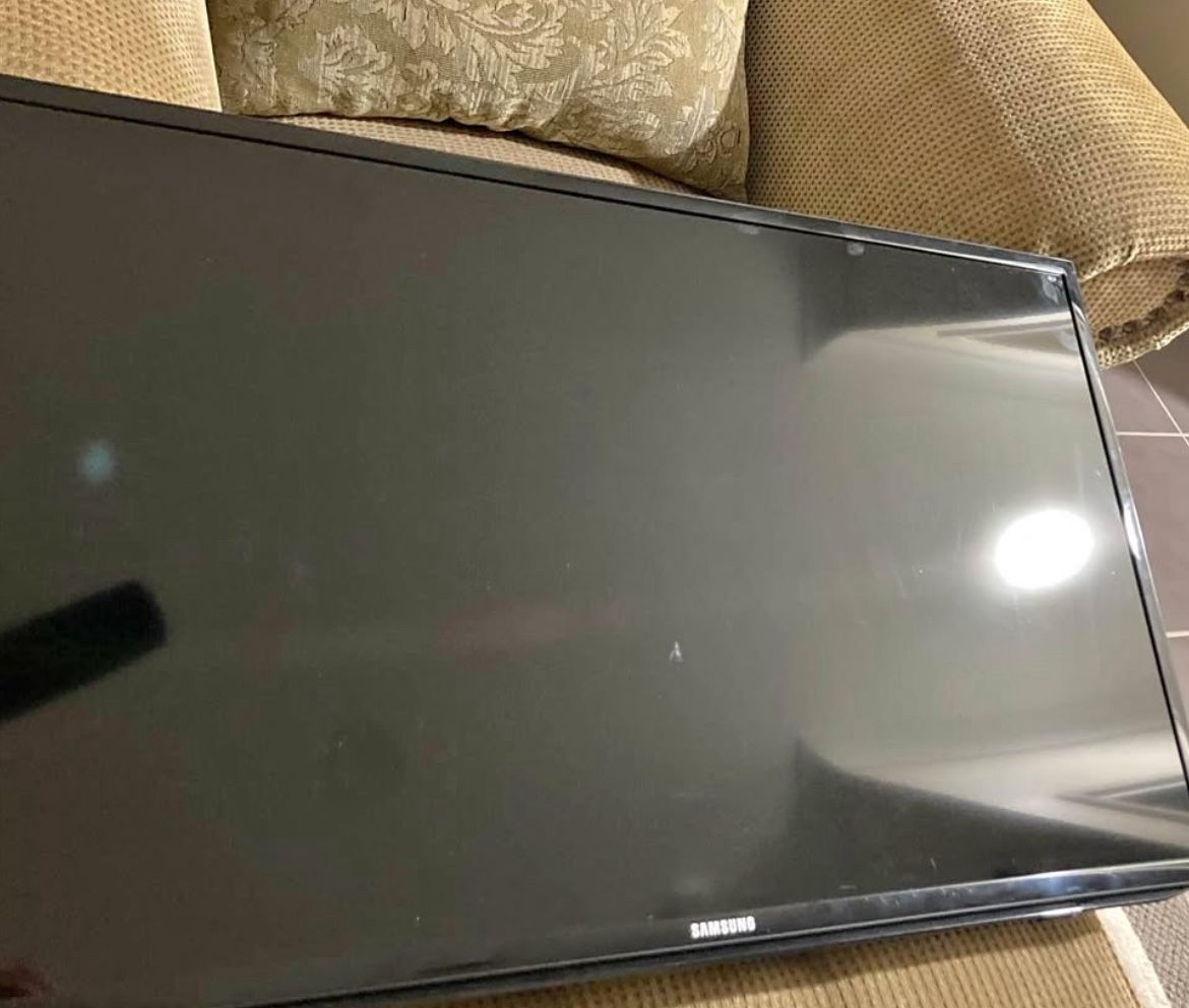 Toshiba 32 Inch TV