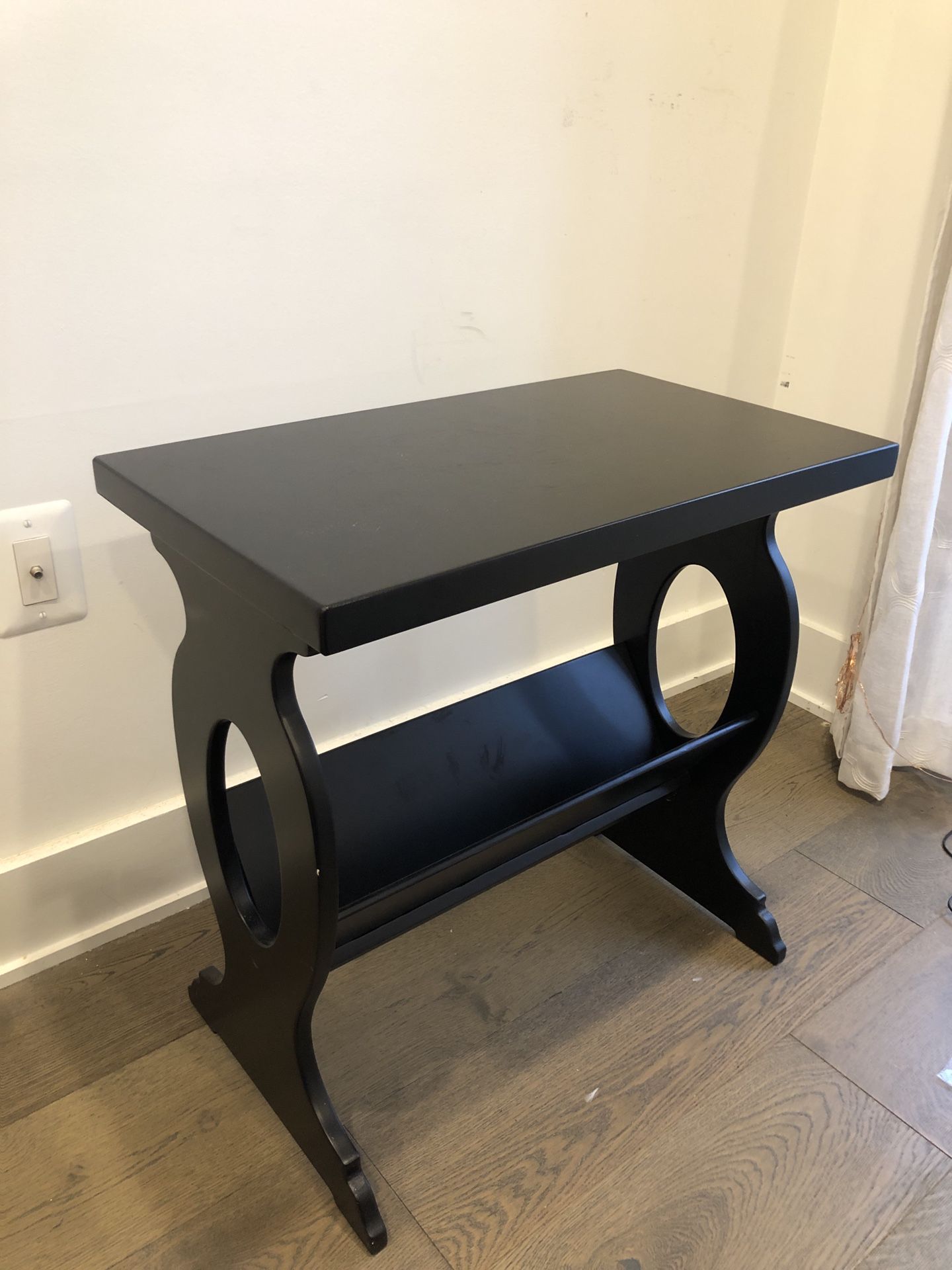 Black End Table - Great Condition