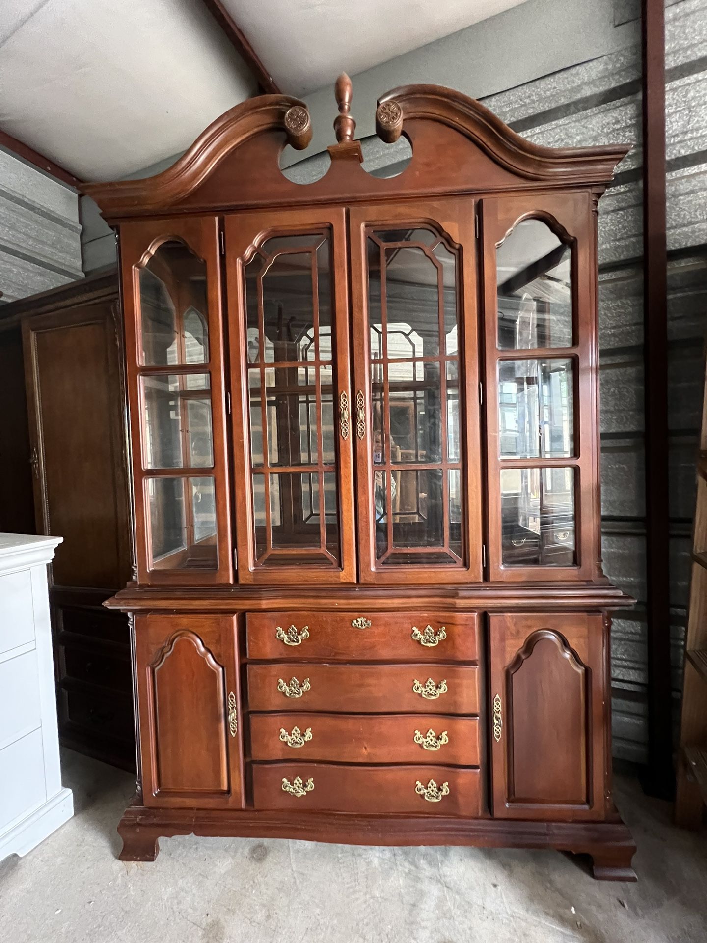 china cabinet by lexington 