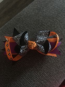 Halloween spider bow