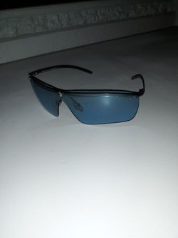 Gucci sun glasses
