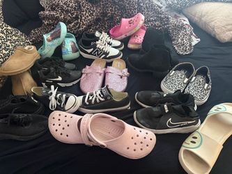 Girls shoes