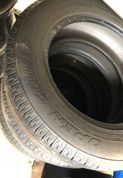 225/65r17 Toyo open country tires