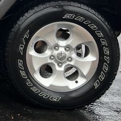 Like New Jeep Stock Rims And Tires 