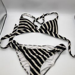 VICTORIAS SECRET PADDED STRIPPED BIKINI
