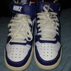 Nike Shoes 3.5 Y