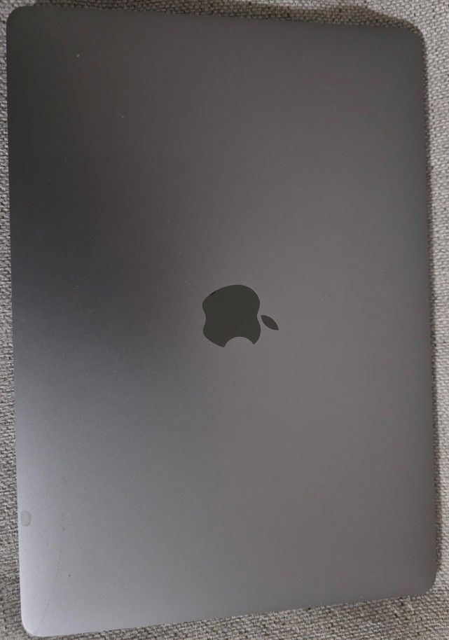 Apple Macbook Air M1 13inches 8gb  256gb ram