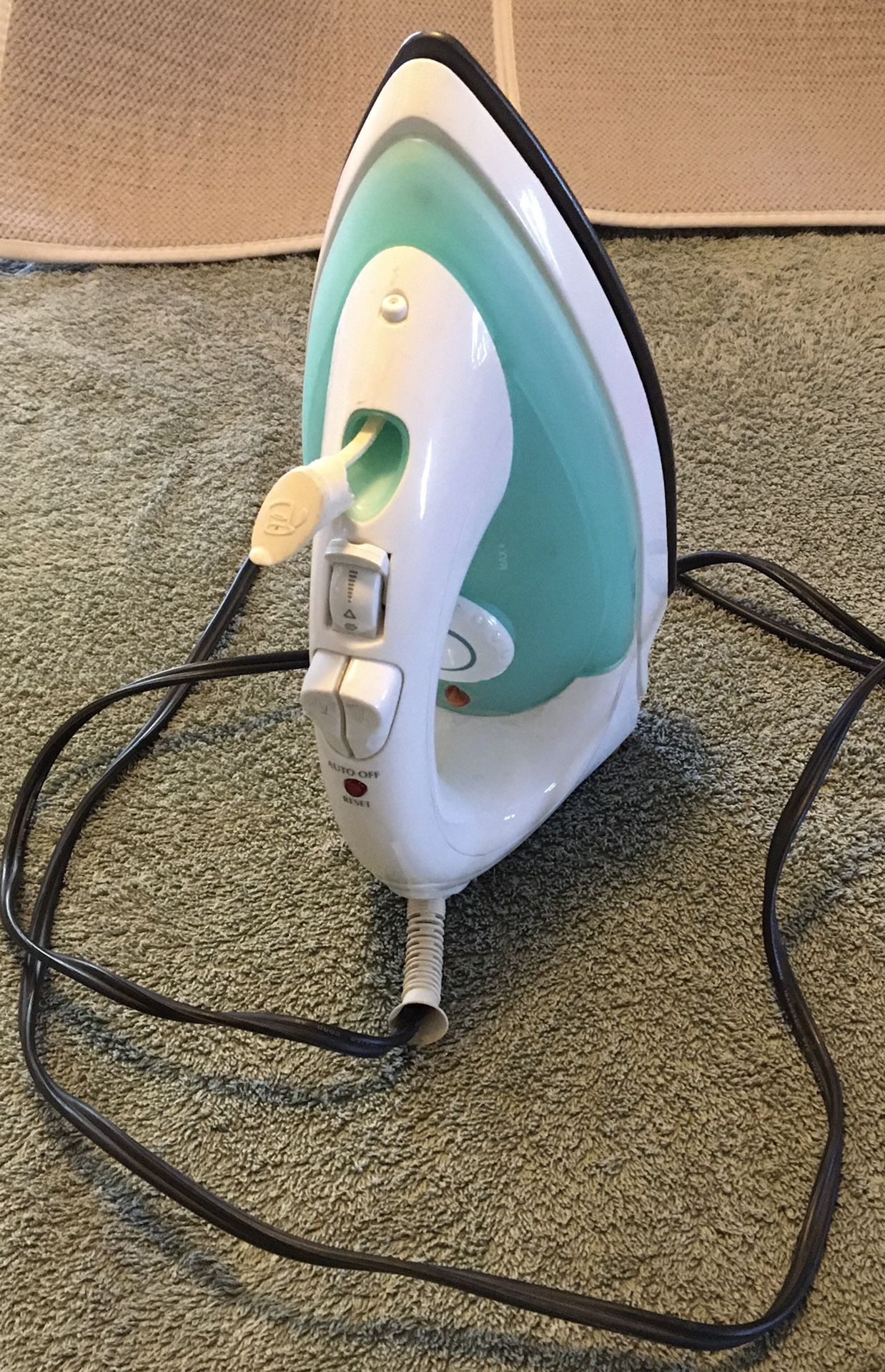 Steam Iron Black And Decker Press N Dress