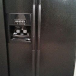Black Side By Side Refrigerator 