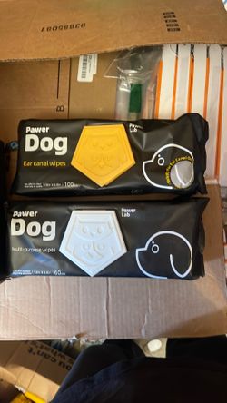 Dog wipes