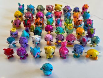 48 Spin Master Hatchimals and CollEGGtibles