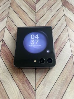 Samsung Galaxy Z Flip5 (256gb) Unlocked 🌎 Liberado