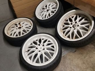 19inch staggered rims lug pattern 5x114