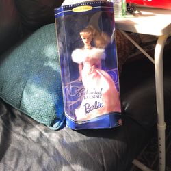 BARBIE Enchanted Evening COLLECTABLES