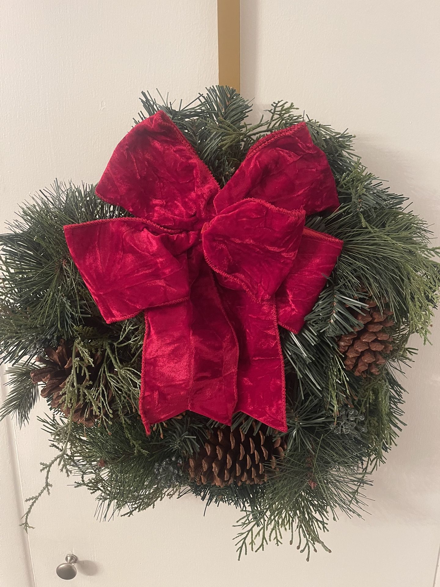 Wreath And Candle Holder