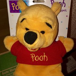 Winnie the Pooh hand puppet -brand new
