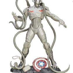 ULTRON : Playmation Marvel Deluxe Smart Figure. (Action Figures Box )