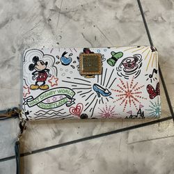 Dooney And Bourke Disney Theme Ladies Wallet