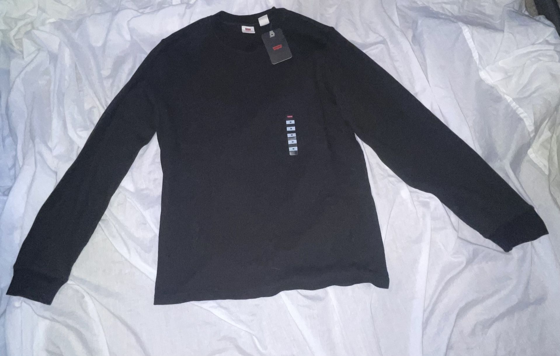 plain black waffle levis long-sleeve sz medium
