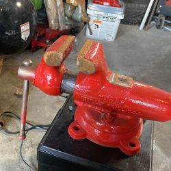 Wilton Bullet Vise  Good Contision $$250