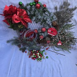 BRAND NEW Wreath Making Supplies. 