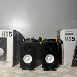 Yamaha Hs5 