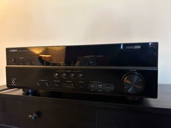 YAMAHA 5.1Surround receiver and ENERGY speakers