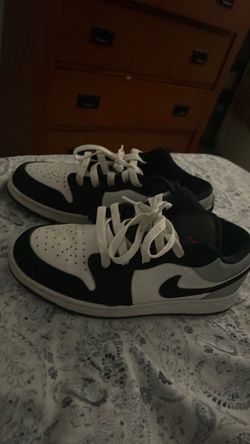 Nike Air Jordan 1 Low Sneakers
