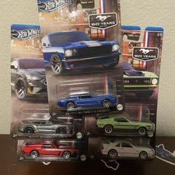 Hotwheels Mustang Silver Series Set