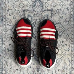 ADIDAS Trae Unlimited J