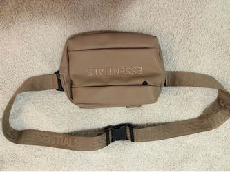 Essentials original bag/ fanny pack
