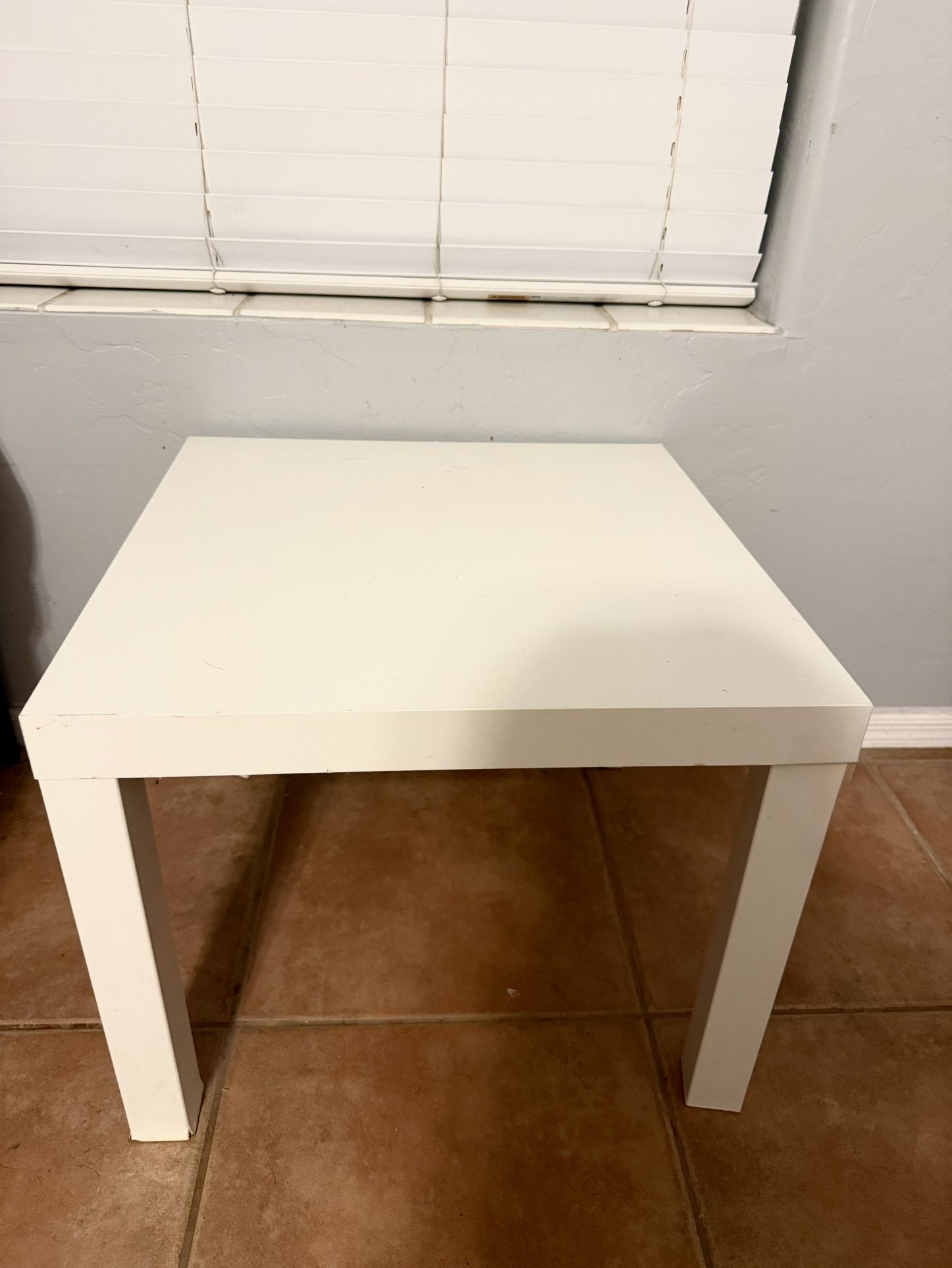 Set Of 2 Night Stands