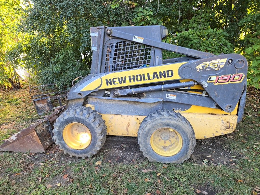Skid Steer New Holland