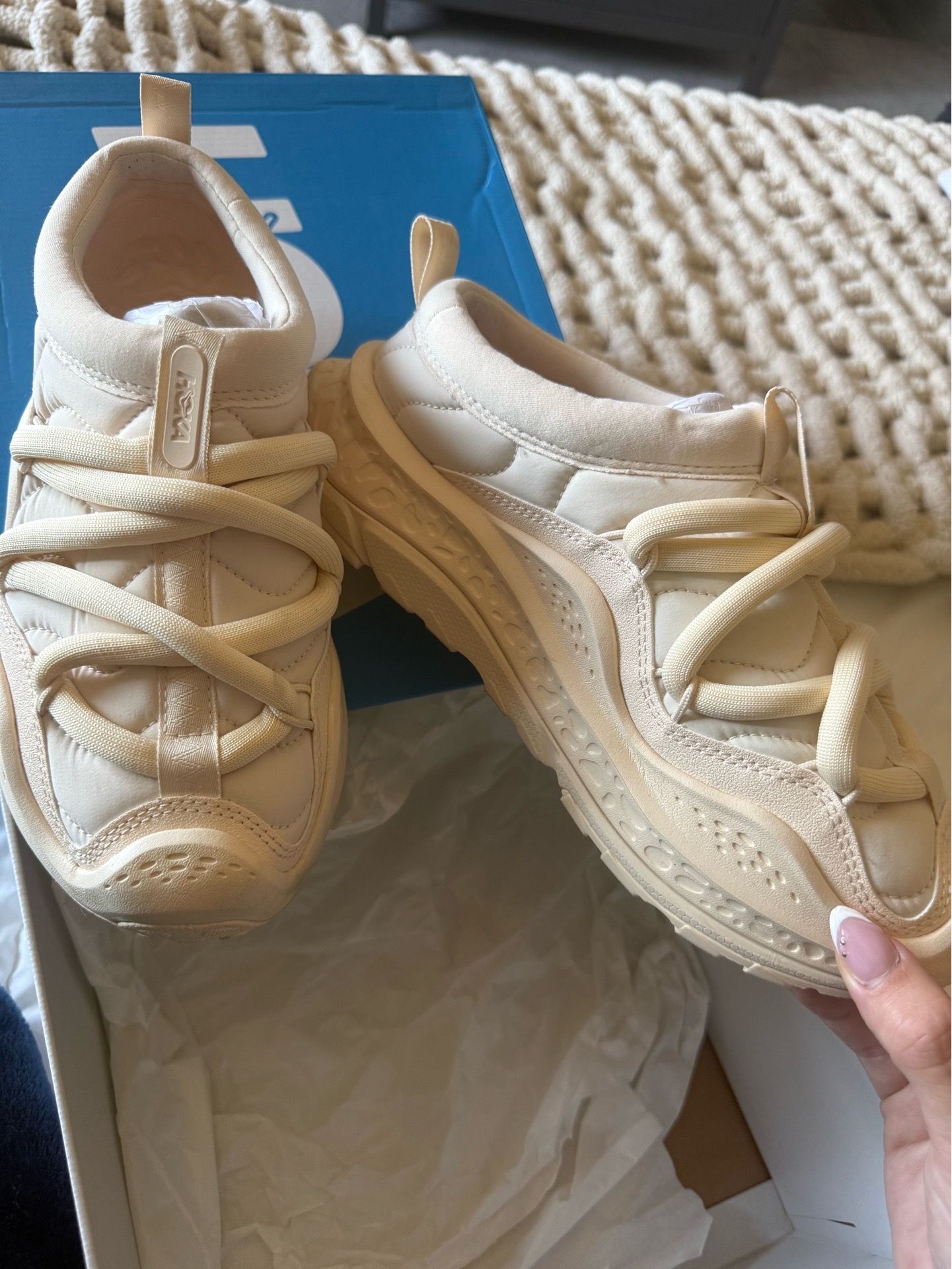 Hoka U Ora Primo Vanilla