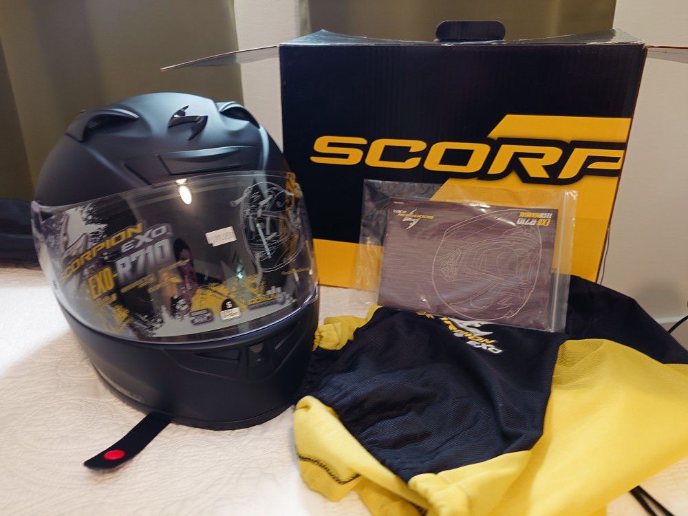 New Scorpion EXO-R710 Helmet Small